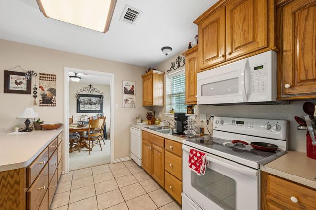 98 Heather Lane, Trinity, TX 75862