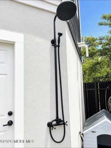 100 Main Street, Port Monmouth, NJ 07758