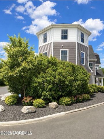 100 Main Street, Port Monmouth, NJ 07758