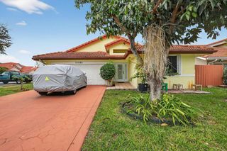19065 NW 85th Court, Hialeah, FL 33015
