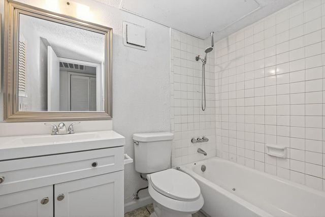 781 Country Place Drive 2004, Houston, TX 77079
