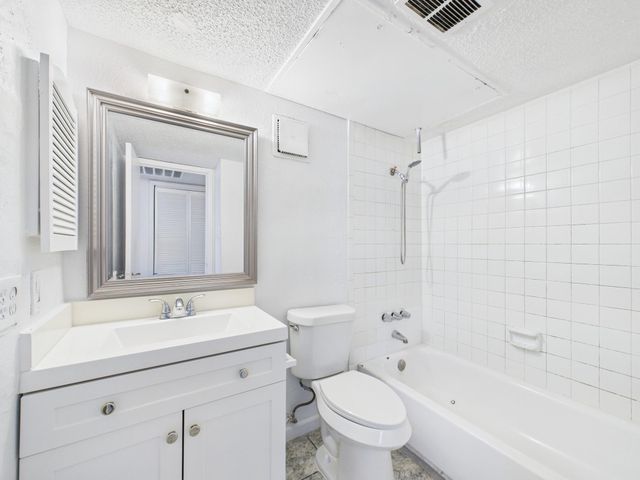 781 Country Place Drive 2004, Houston, TX 77079