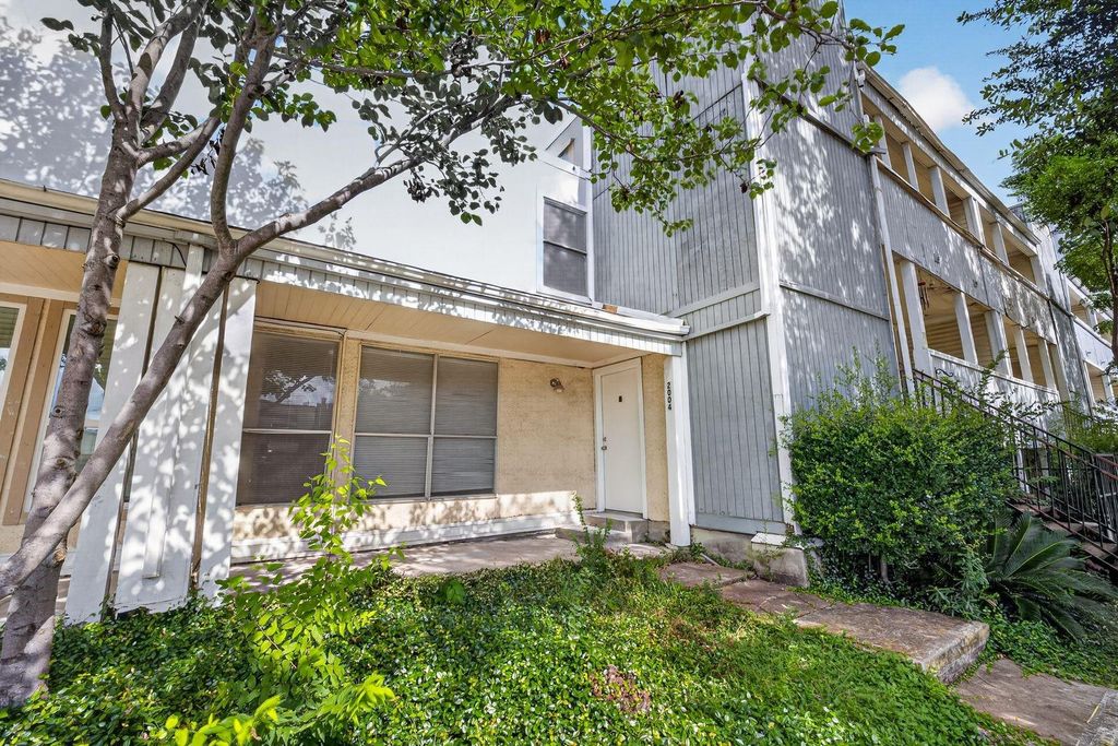 781 Country Place Drive 2004, Houston, TX 77079