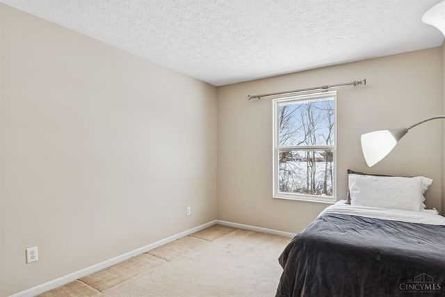 935 Grandstone Court, Lebanon, OH 45036