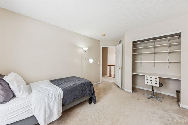 935 Grandstone Court, Lebanon, OH 45036