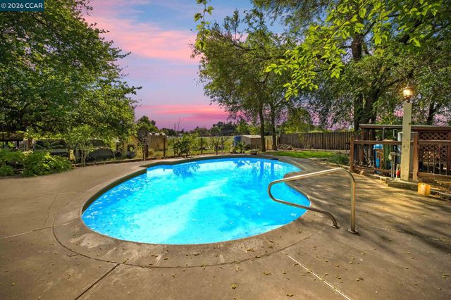 401 De Fremery, Brentwood, CA 94513