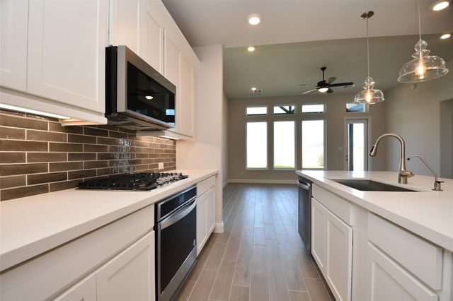 19722 Dwight Eisenhower Drive, Cypress, TX 77433