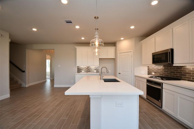 19722 Dwight Eisenhower Drive, Cypress, TX 77433