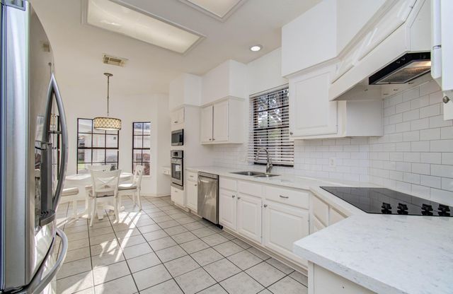 23119 Fairvine Park Drive, Katy, TX 77494