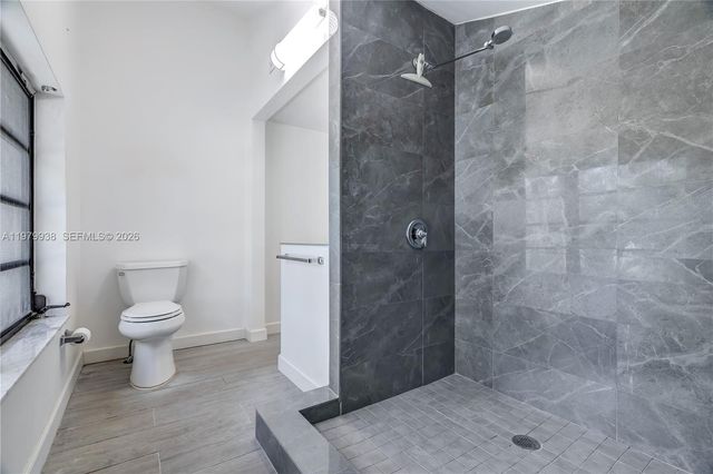 7010 SW 66th Ave 25, South Miami, FL 33143