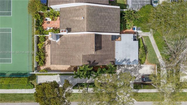 7010 SW 66th Ave 25, South Miami, FL 33143