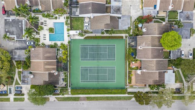 7010 SW 66th Ave 25, South Miami, FL 33143