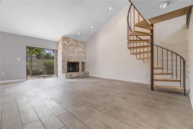 7010 SW 66th Ave 25, South Miami, FL 33143