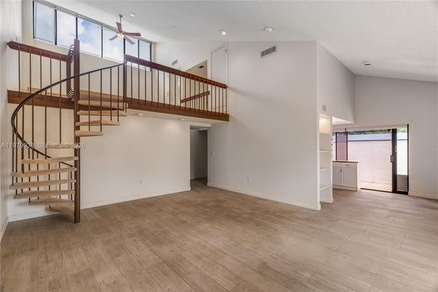 7010 SW 66th Ave 25, South Miami, FL 33143