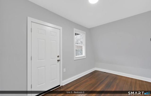 144 Madison Street FL 3, Hartford, CT 06106