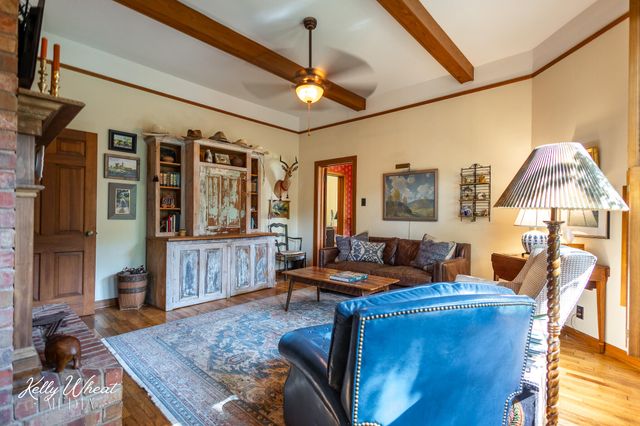 715 W Highland Boulevard, San Angelo, TX 76903