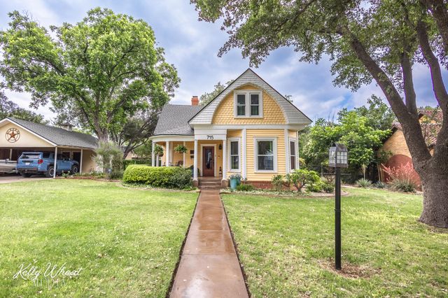 715 W Highland Boulevard, San Angelo, TX 76903