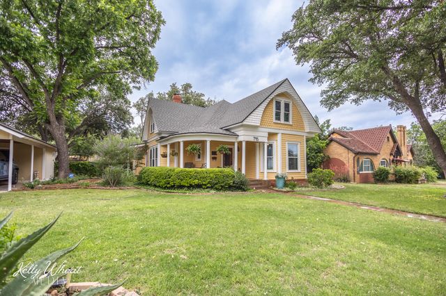 715 W Highland Boulevard, San Angelo, TX 76903