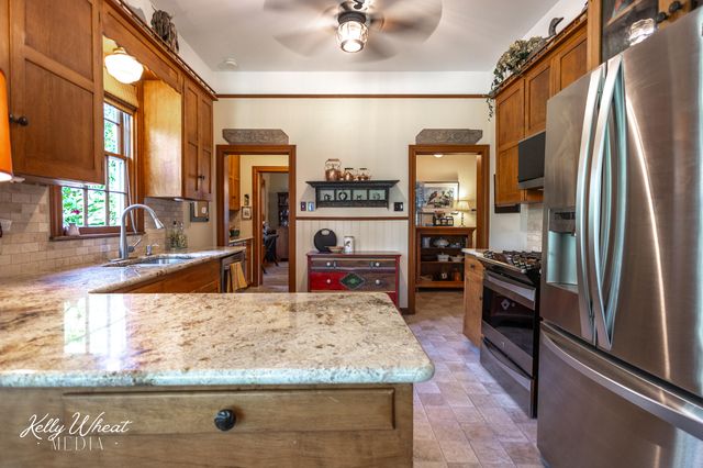 715 W Highland Boulevard, San Angelo, TX 76903