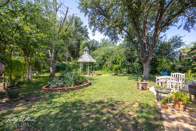715 W Highland Boulevard, San Angelo, TX 76903
