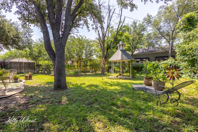 715 W Highland Boulevard, San Angelo, TX 76903