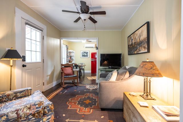 715 W Highland Boulevard, San Angelo, TX 76903