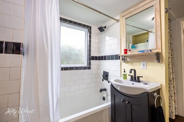 715 W Highland Boulevard, San Angelo, TX 76903