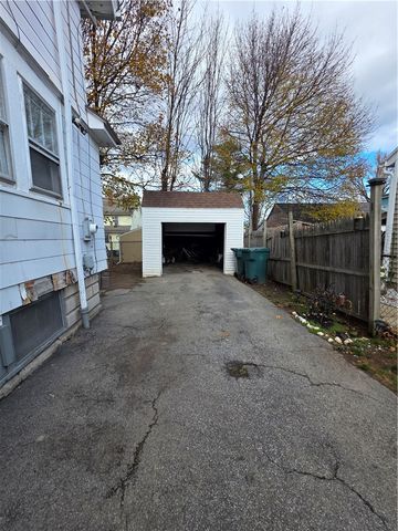 146 Rosemary Drive, Rochester, NY 14621