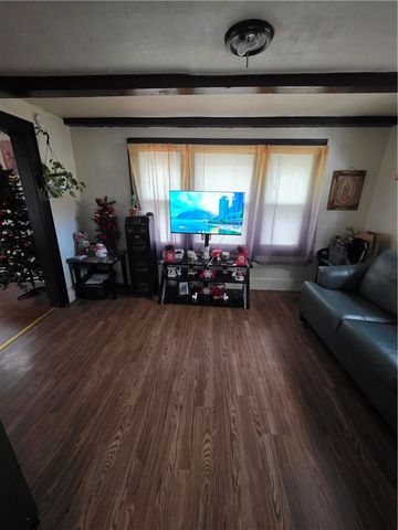 146 Rosemary Drive, Rochester, NY 14621