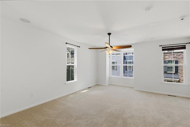 608 Muddy Creek RD, Chesapeake, VA 23324