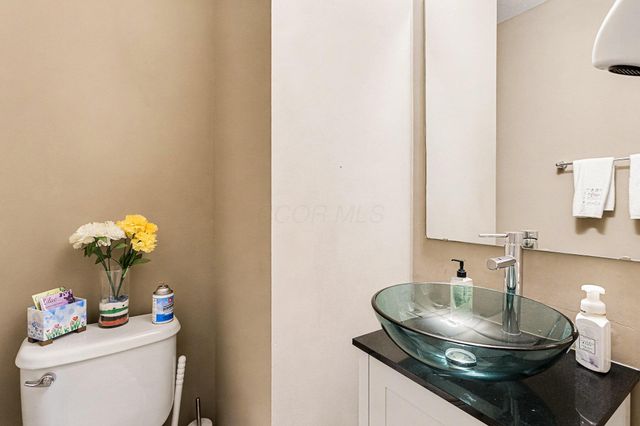 3853 Winding Path Drive, Canal Winchester, OH 43110