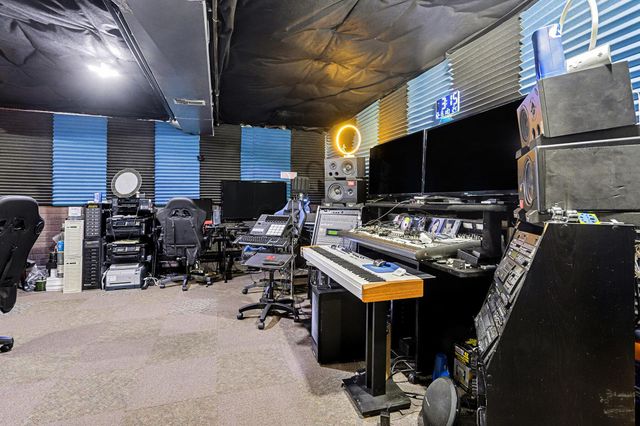 3853 Winding Path Drive, Canal Winchester, OH 43110