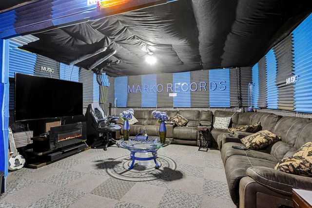 3853 Winding Path Drive, Canal Winchester, OH 43110