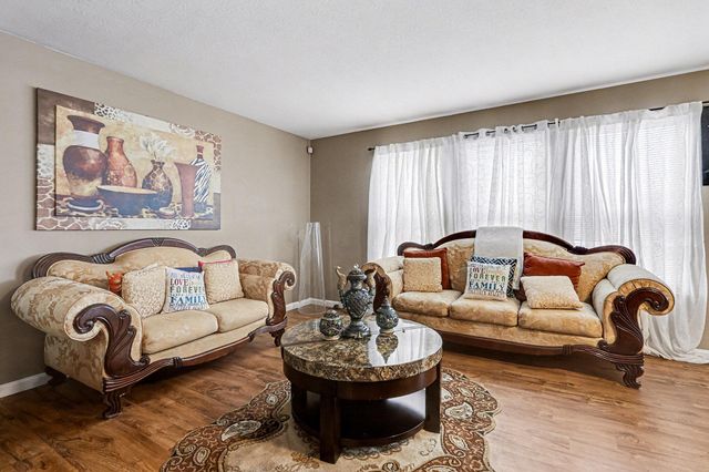 3853 Winding Path Drive, Canal Winchester, OH 43110