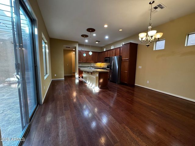 837 W VILLAGE Parkway, Litchfield Park, AZ 85340
