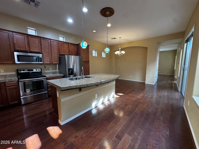 837 W VILLAGE Parkway, Litchfield Park, AZ 85340