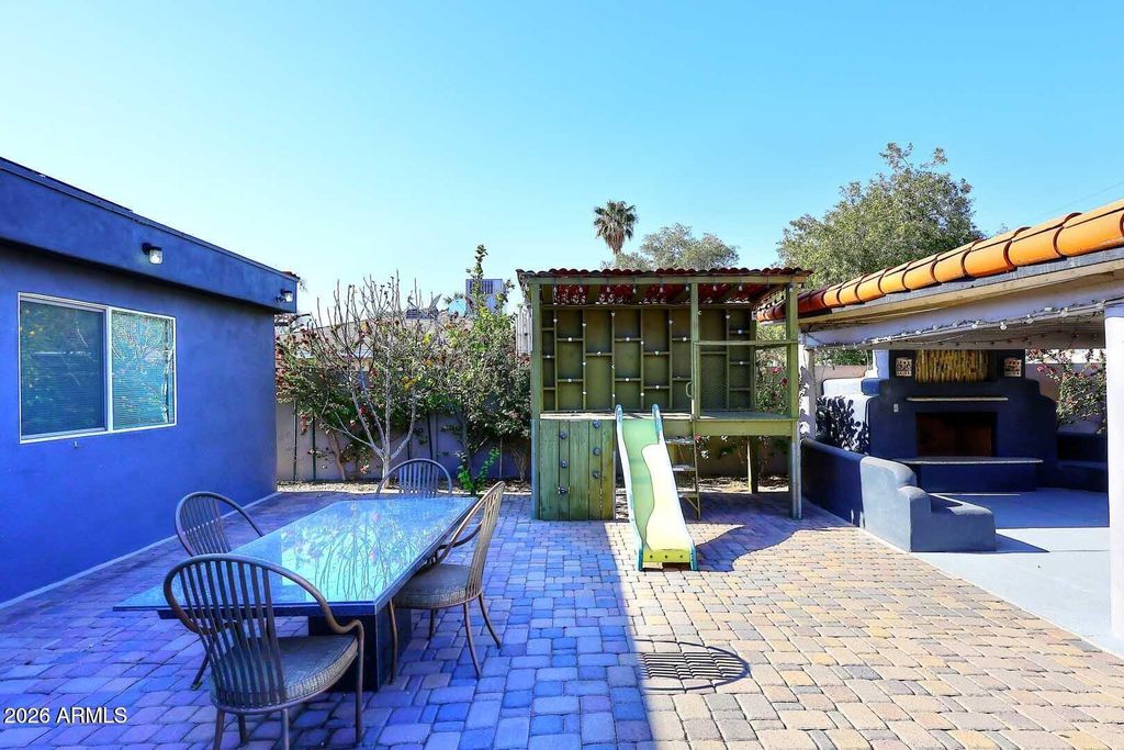 Image 31 of property listing at 3502 N 22 Street, Phoenix, AZ 85016