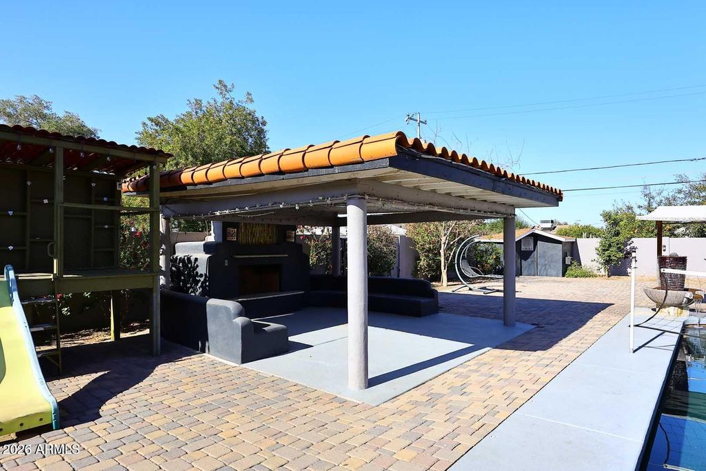 Image 33 of property listing at 3502 N 22 Street, Phoenix, AZ 85016