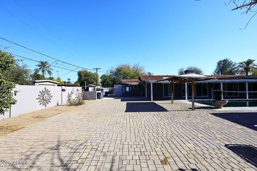 Image 34 of property listing at 3502 N 22 Street, Phoenix, AZ 85016