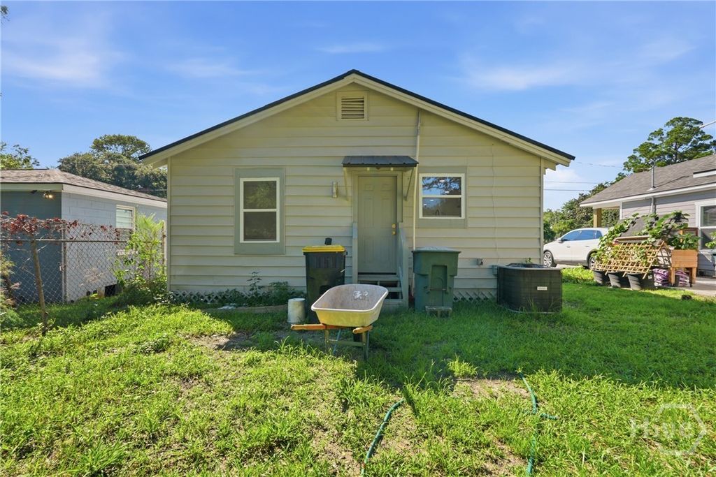 Image 26 of property listing at 212 Fell Street, Savannah, GA 31415