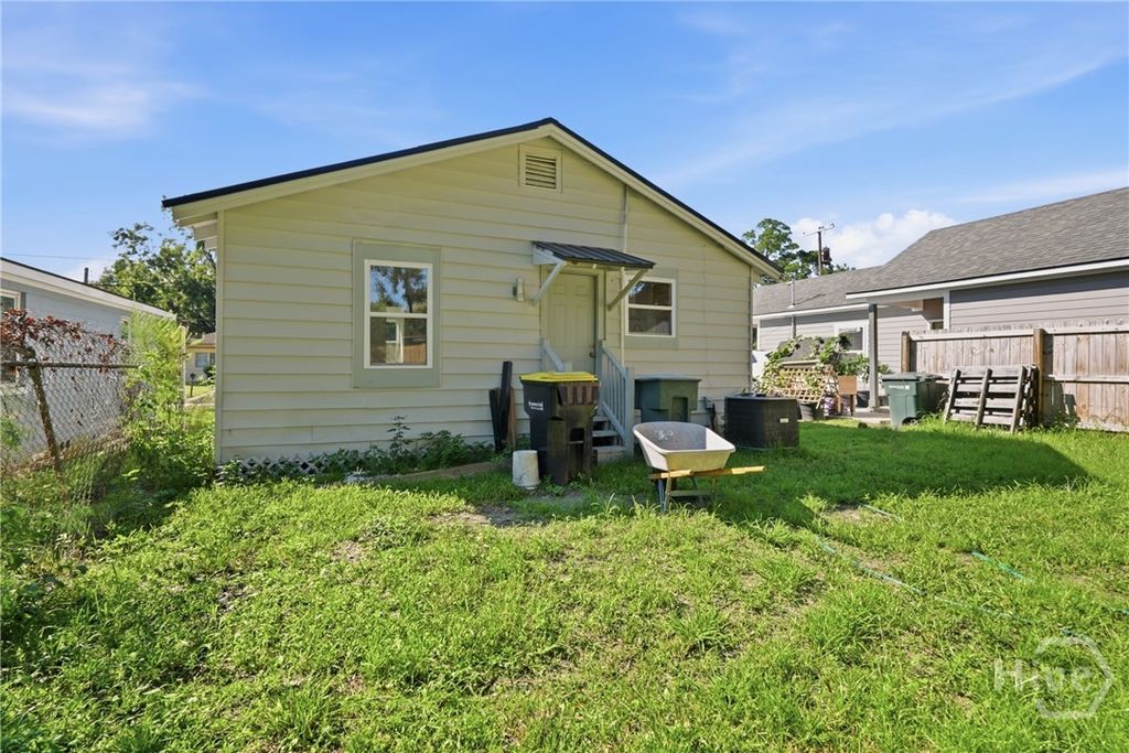 Image 28 of property listing at 212 Fell Street, Savannah, GA 31415
