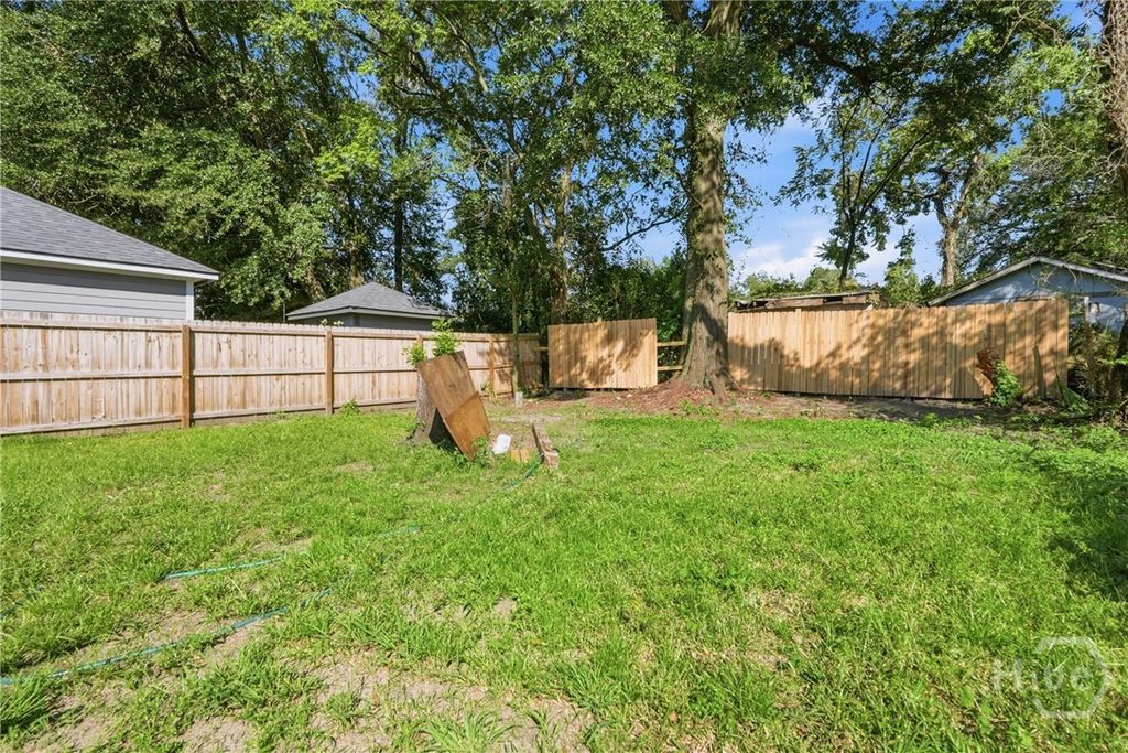 Image 30 of property listing at 212 Fell Street, Savannah, GA 31415