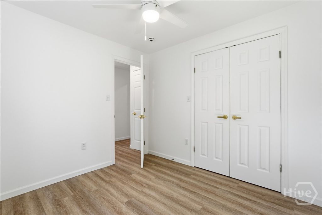 Image 4 of property listing at 212 Fell Street, Savannah, GA 31415