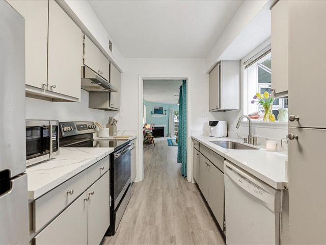 18800 Egret Bay Boulevard 1605, Webster, TX 77058