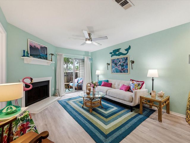 18800 Egret Bay Boulevard 1605, Webster, TX 77058