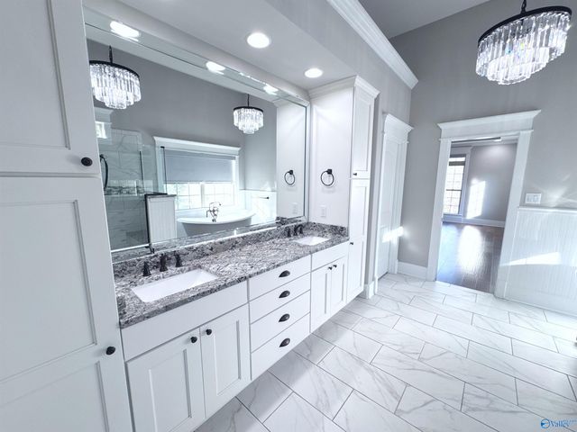 1 Sylvias Way SE, Huntsville, AL 35803