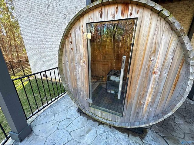 1 Sylvias Way SE, Huntsville, AL 35803