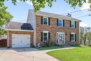 830 Iris Ln, Clarksville, TN 37042