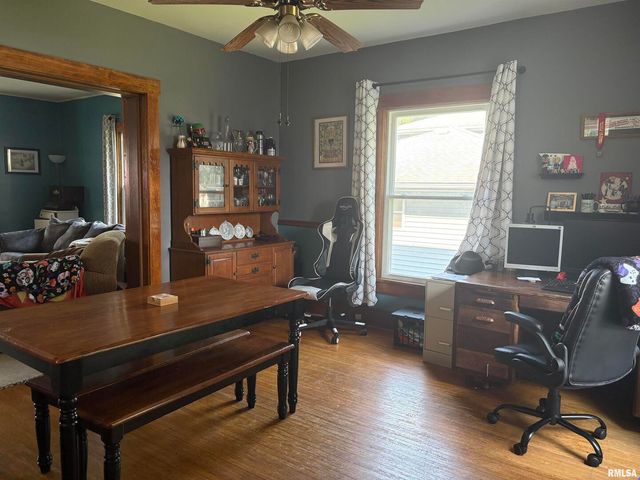 17 E 5TH Street, Milledgeville, IL 61051