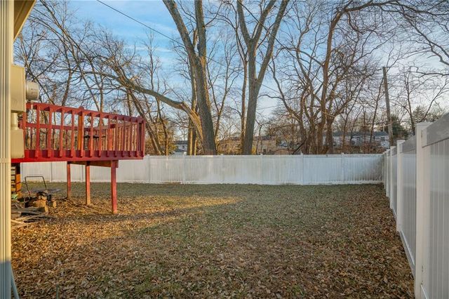 7921 Yecker Street, Kansas City, KS 66102